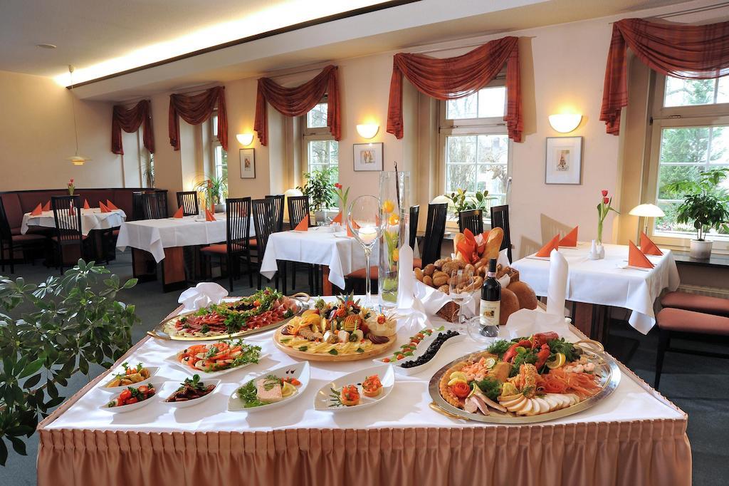 Hotel Meyer Глаухау Экстерьер фото