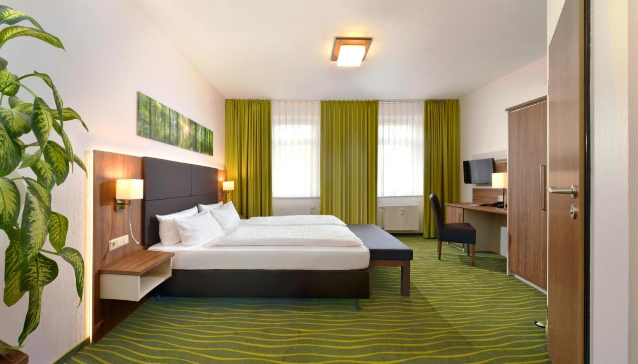 Hotel Meyer Глаухау Экстерьер фото